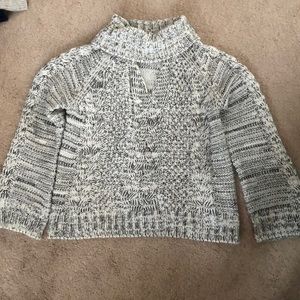 Super sparkly Jennifer Lopez oversized sweater